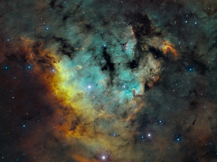 Sh2-171 (Hubble palette)