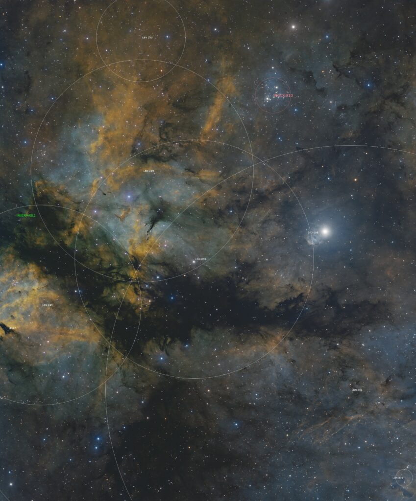 IC 1318 (Deep Sky West) annotated